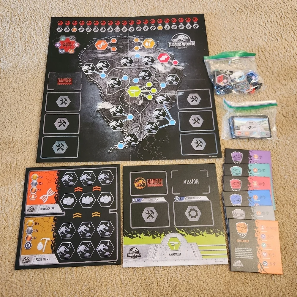 Jurassic World The Board‎ Game by Pressman Complete #NN